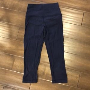 Lululemon align crop sz 4 navy blue